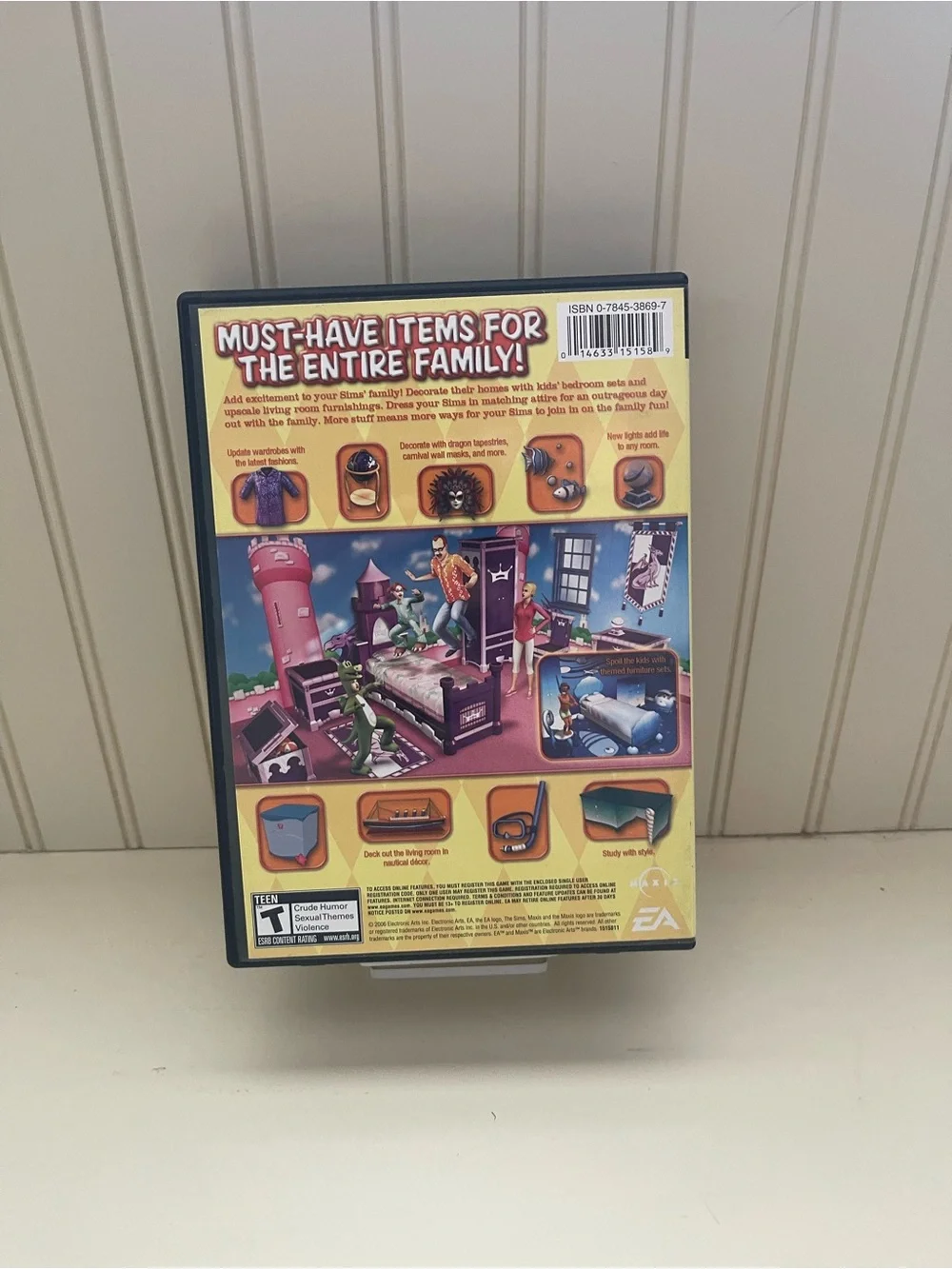 The Sims 2 Family Fun & H&M Fashion Stuff PC Game Bundle - Yellow